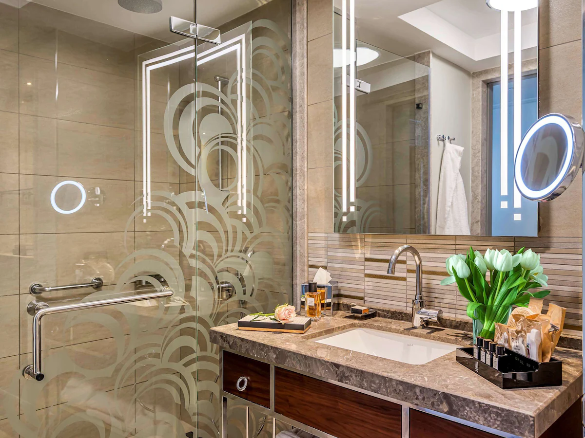 سرویس بهداشتی و حمام هتل آرتیسان استانبول ام گالری